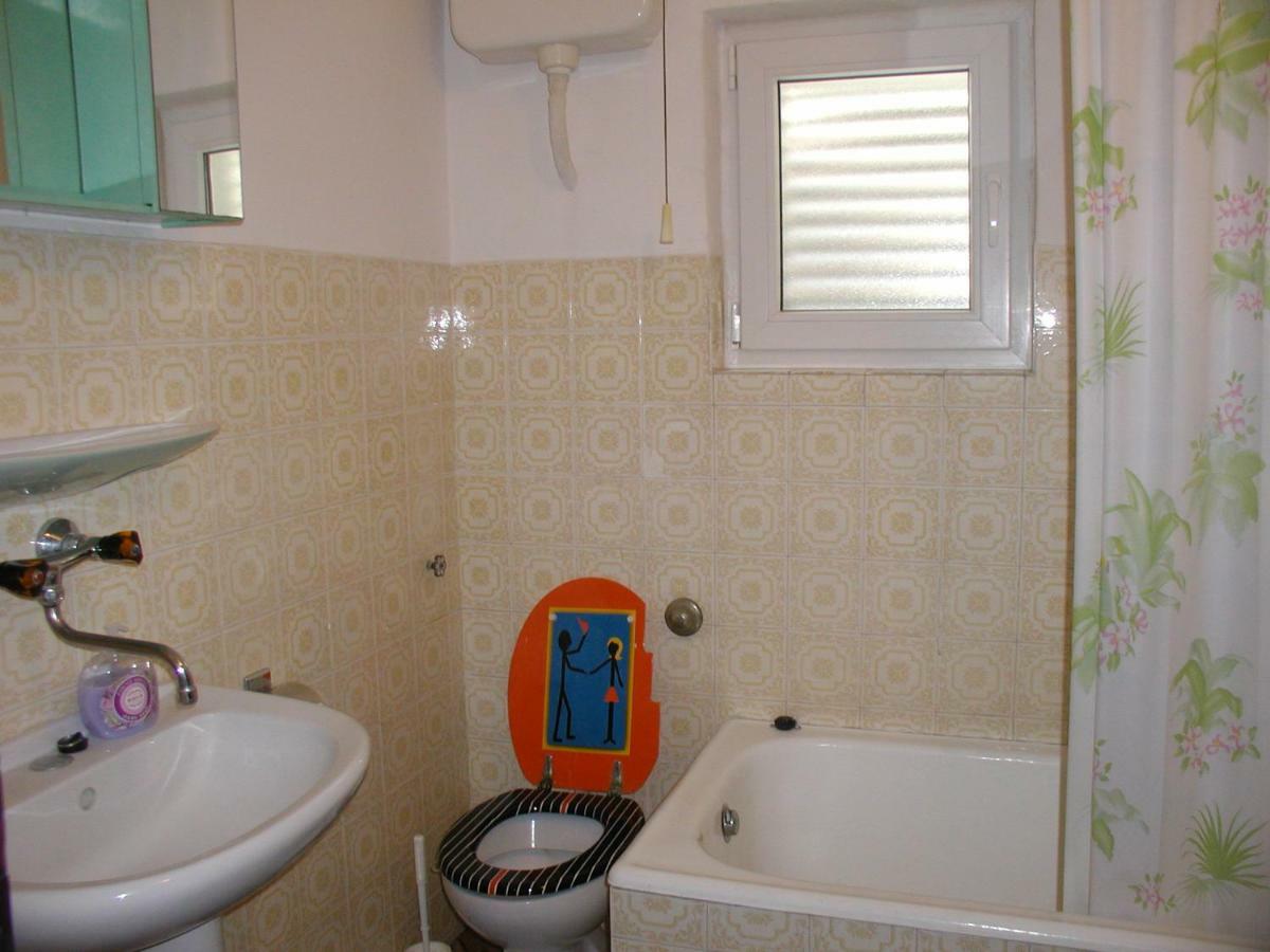 Apartman Jozo Orij Dugi Rat Exteriér fotografie