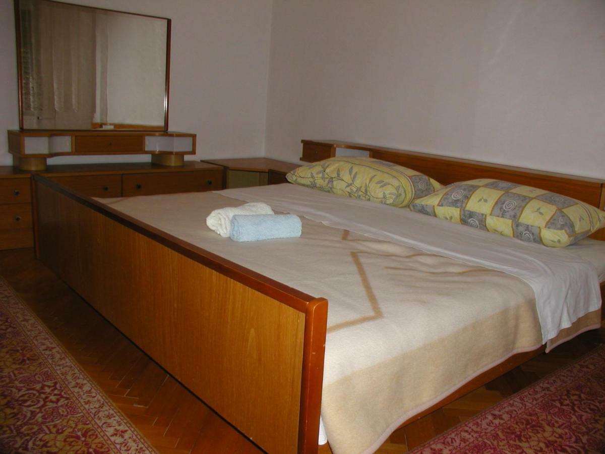 Apartman Jozo Orij Dugi Rat Exteriér fotografie